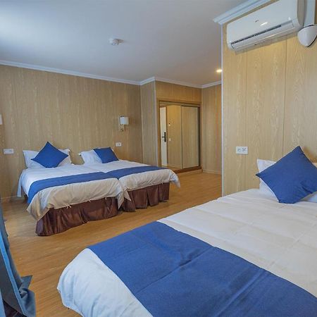 Hotel Vila Calella Exteriör bild