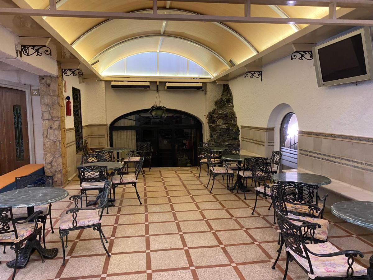 Hotel Vila Calella Exteriör bild