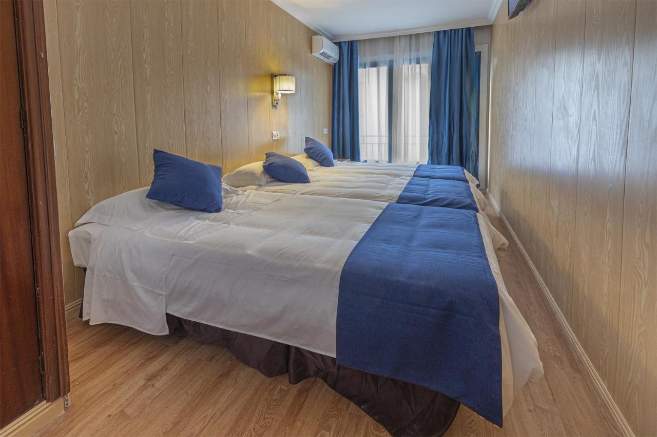 Hotel Vila Calella Rum bild