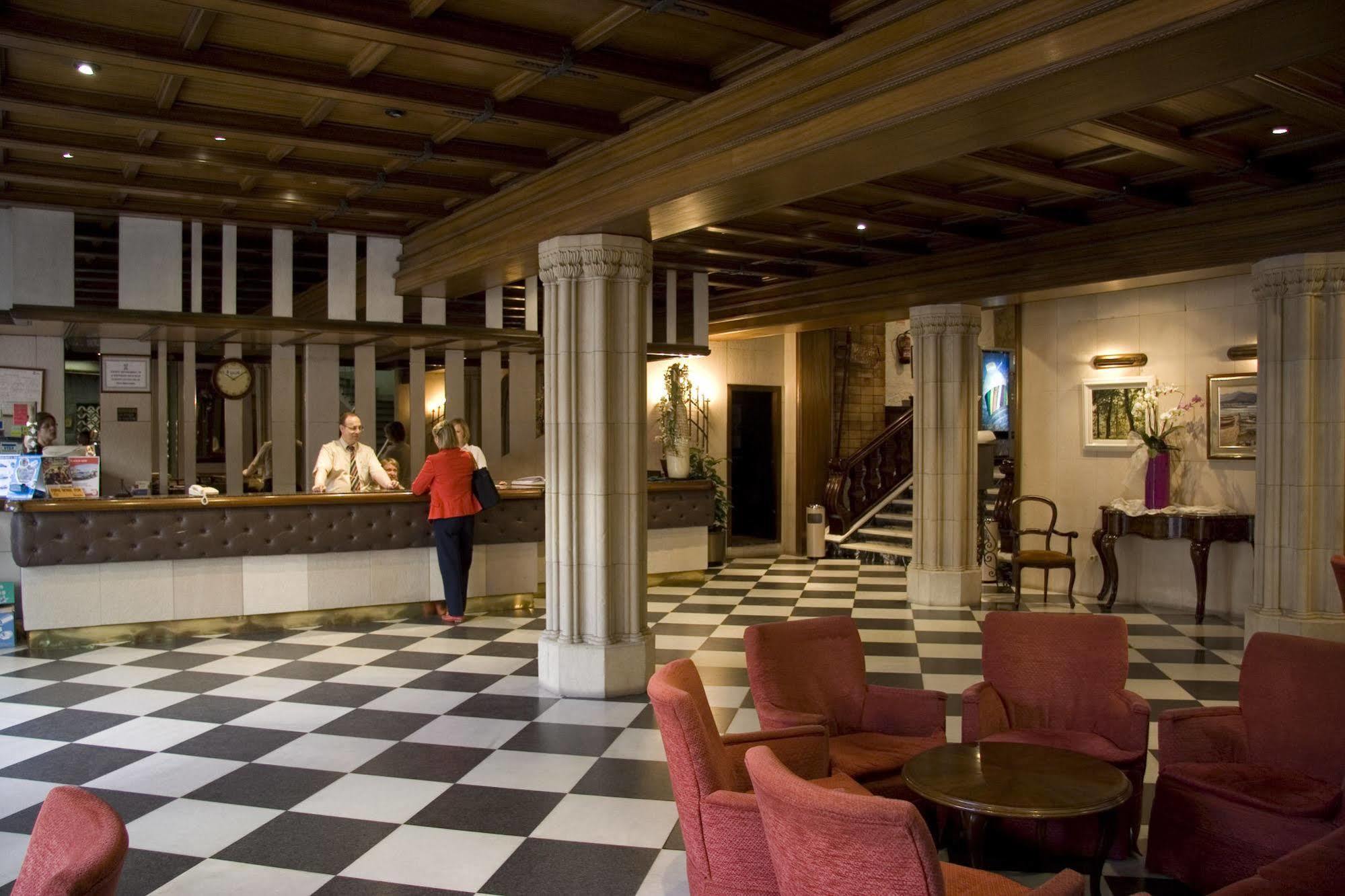 Hotel Vila Calella Exteriör bild