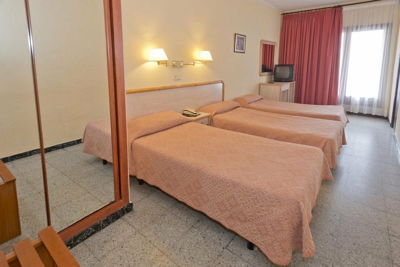 Hotel Vila Calella Exteriör bild